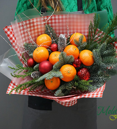 New Year Bouquet with Tangerines and Christmas Tree No. 1 photo 394x433